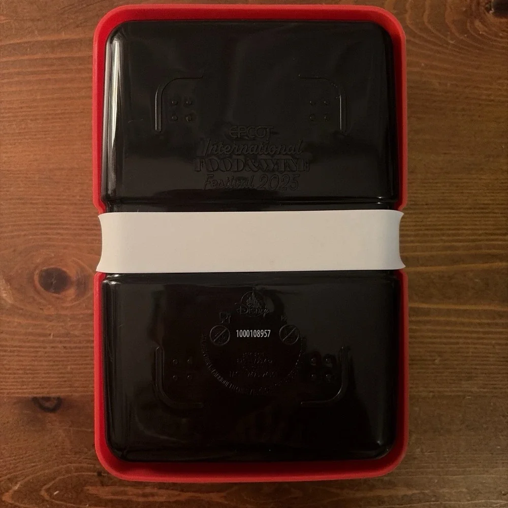 Disney Parks 2025 Food & Wine Scavenger Hunt Prize Bento Box Minnie Mouse